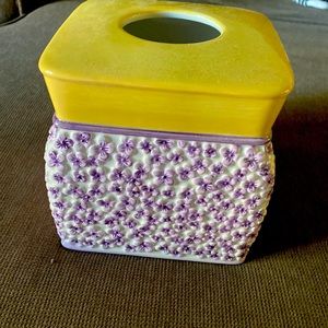 Waverly tissue box cover